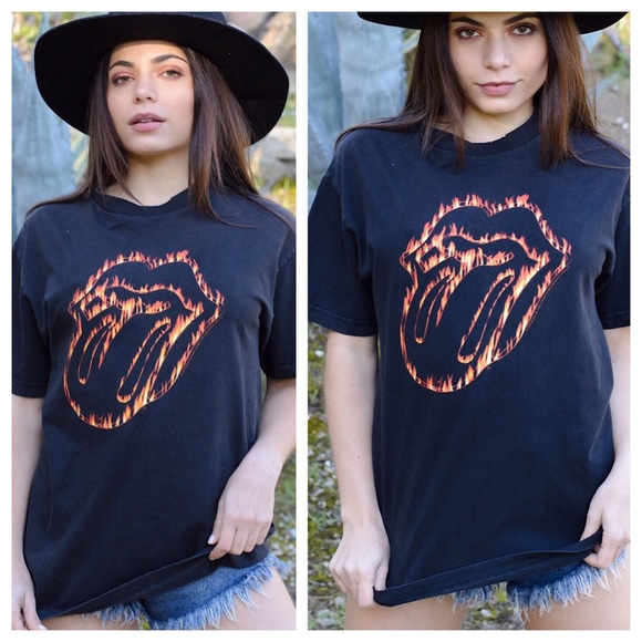 Tops - PRICE FIRM Rolling Stones Tee